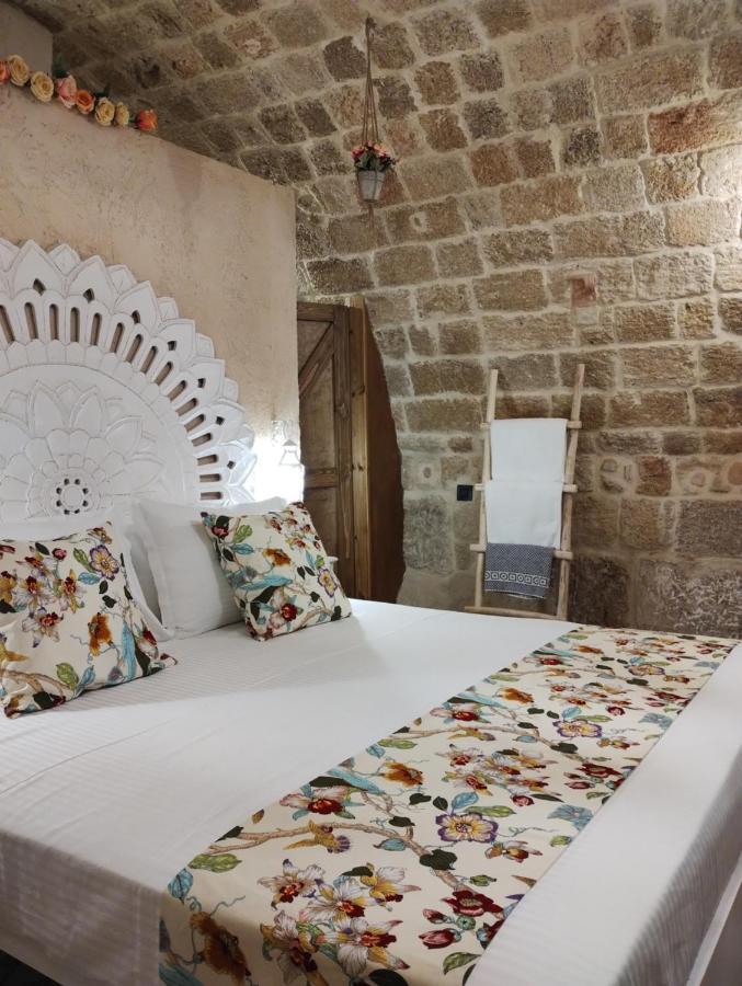 Stone Cave Suite Rhodes City Exterior photo